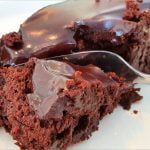 עוגת שוקולד - בשלושה מרכיבים