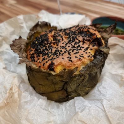 ⁦חלת בריוש מוצרלה ועגבניות מיובשות⁩ – תמונה ⁦2⁩