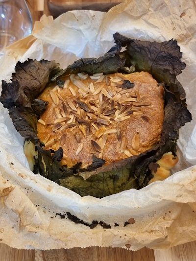 ⁦חלת בריוש מוצרלה ועגבניות מיובשות⁩ – תמונה ⁦4⁩